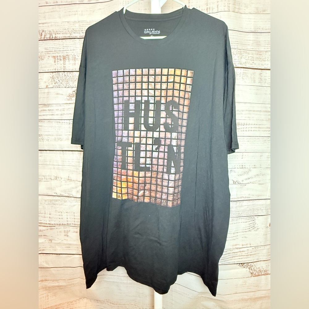 Galaxy By Harvic Black Tee